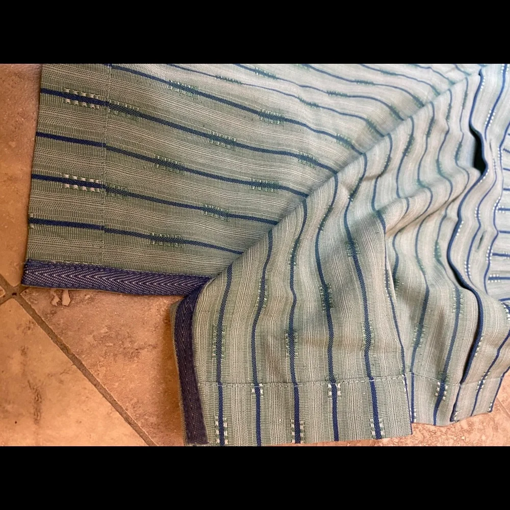 Tommy Bahama Men’s button down shirt - Picture 3 of 6